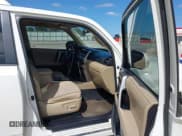 ✅ 2011 Toyota 4Runner SR5 • VIN: JTEZU5JR8B5014235 • Lot: 43434569. Wystawiony na IAAI z przebiegiem 213 016 mil. Bezpłatny archiwum sprzedaży aukcyjnych z USA i szczegółowy raport historii pojazdu na DreamBid. Zdjęcie 5.