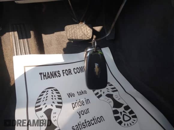 2020 Chevrolet Malibu LT с VIN 1G1ZD5ST8LF013251, выставлен на аукционе IAAI как лот 43181499 с пробегом 95 705 миль миль и . История ставок и продаж доступна на DreamBid. Изображение 11.