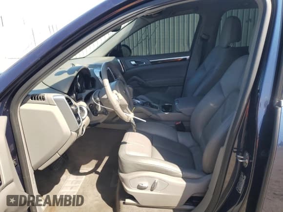 ✅ 2012 Porsche Cayenne • VIN: WP1AA2A26CLA07808 • Lot: 51509125. Listed on Copart with 75,479 mi. Free auction sales archive from the USA and detailed vehicle history report at DreamBid. Image 7.