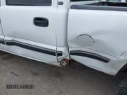 ✅ 2001 Chevrolet Silverado 2500HD LS • VIN: 1GCHK23U71F150029 • Lot: 42586816. Wystawiony na IAAI z przebiegiem 214 239 mil. Bezpłatny archiwum sprzedaży aukcyjnych z USA i szczegółowy raport historii pojazdu na DreamBid. Zdjęcie 6.