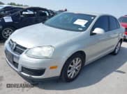 ✅ 2010 Volkswagen Jetta Limited Edition • VIN: 3VWAX7AJ2AM078677 • Lot: 42047598. Listed on IAAI with 193,291 mi. Free auction sales archive from the USA and detailed vehicle history report at DreamBid. Image 2.