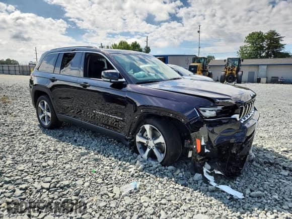 2022 Jeep Grand Cherokee with VIN 1C4RJYB68N8757256, listed as a Copart auction lot 65584835 with 23,604 mi miles and Salvage title. Bid and sale history available at DreamBid. Image 4.