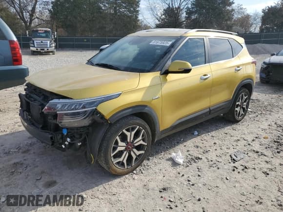 ✅ 2021 Kia Seltos SX • VIN: KNDETCA23M7218140 • Lot: 91675925. Wystawiony na Copart z przebiegiem 46 877 mil. Bezpłatny archiwum sprzedaży aukcyjnych z USA i szczegółowy raport historii pojazdu na DreamBid. Zdjęcie 1.