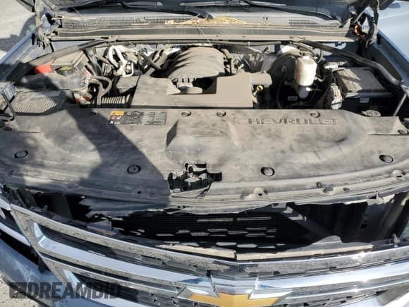 ✅ 2016 Chevrolet Suburban LT • VIN: 1GNSKHKC2GR390119 • Lot: 86825255. Wystawiony na Copart z przebiegiem 176 557 mil. Bezpłatny archiwum sprzedaży aukcyjnych z USA i szczegółowy raport historii pojazdu na DreamBid. Zdjęcie 12.