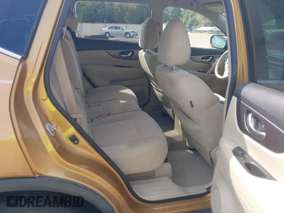 ✅ 2015 Nissan Rogue S • VIN: KNMAT2MT5FP503731 • Lot: 40371238. Listed on IAAI with 148,022 mi. Free auction sales archive from the USA and detailed vehicle history report at DreamBid. Image 8.