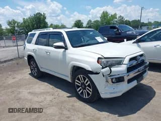 ✅ 2014 Toyota 4Runner Limited • VIN: JTEBU5JR2E5165643 • Лот: 42611656. Опубликован ранее на IAAI с пробегом 198 657 миль. Бесплатный доступ к архиву аукционных продаж из США и подробный отчёт об истории автомобиля на DreamBid. Изображение 1.