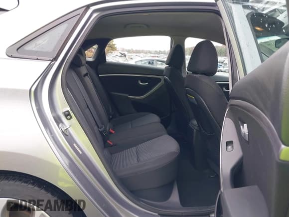 ✅ 2013 Hyundai Elantra • VIN: KMHD35LE5DU048147 • Lot: 43597679. Listed on IAAI with 105,764 mi. Free auction sales archive from the USA and detailed vehicle history report at DreamBid. Image 8.