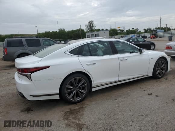✅ 2020 Lexus LS 500 F Sport • VIN: JTHF51FF3L5010461 • Lot: 62300414. Wystawiony na Copart z przebiegiem 24 911 mil. Bezpłatny archiwum sprzedaży aukcyjnych z USA i szczegółowy raport historii pojazdu na DreamBid. Zdjęcie 3.