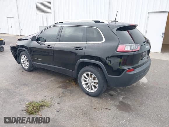 ✅ 2019 Jeep Cherokee Latitude • VIN: 1C4PJLCB3KD482551 • Lot: 43286563. Wystawiony na IAAI z przebiegiem 122 171 mil. Bezpłatny archiwum sprzedaży aukcyjnych z USA i szczegółowy raport historii pojazdu na DreamBid. Zdjęcie 3.