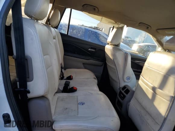 ✅ 2016 Honda Pilot EX • VIN: 5FNYF6H30GB032879 • Lot: 78674764. Wystawiony na Copart z przebiegiem 136 823 mil. Bezpłatny archiwum sprzedaży aukcyjnych z USA i szczegółowy raport historii pojazdu na DreamBid. Zdjęcie 11.