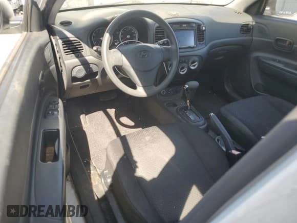 ✅ 2011 Hyundai Accent GS • VIN: KMHCM3AC4BU192462 • Лот: 58100395. Опубликован ранее на Copart с пробегом 132 523 миль. Бесплатный доступ к архиву аукционных продаж из США и подробный отчёт об истории автомобиля на DreamBid. Изображение 8.