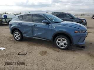 2023 Dodge Hornet GT Plus z VIN ZACNDFBN8P3A05562, wystawiony jako Copart lot #56162155 z przebiegiem 61 545 mil mil oraz Szkoda całkowita • Salvage title. Historia ofert i sprzedaży dostępna na DreamBid. Obrazek 4.