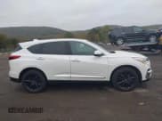 ✅ 2019 Acura RDX • VIN: 5J8TC2H35KL026613 • Lot: 43438285. Wystawiony na IAAI z przebiegiem 88 298 mil. Bezpłatny archiwum sprzedaży aukcyjnych z USA i szczegółowy raport historii pojazdu na DreamBid. Zdjęcie 13.