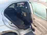 2023 Toyota Camry LE z VIN 4T1C11AK9PU144502, wystawiony jako IAAI lot #43307396 z przebiegiem 146 171 mil mil oraz . Historia ofert i sprzedaży dostępna na DreamBid. Obrazek 8.