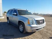 ✅ 2013 GMC Yukon SLT • VIN: 1GKS1CE02DR186937 • Lot: 43714758. Wystawiony na IAAI z przebiegiem 220 720 mil. Bezpłatny archiwum sprzedaży aukcyjnych z USA i szczegółowy raport historii pojazdu na DreamBid. Zdjęcie 1.