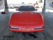 ✅ 1991 Chevrolet Corvette • VIN: 1G1YY2380M5114512 • Lot: 70955415. Wystawiony na Copart z przebiegiem Nie podano. Bezpłatny archiwum sprzedaży aukcyjnych z USA i szczegółowy raport historii pojazdu na DreamBid. Zdjęcie 5.