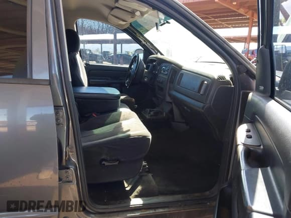 ✅ 2003 Dodge 1500 ST • VIN: 1D7HU18D23S374256 • Лот: 43443337. Опубликован ранее на IAAI с пробегом 208 694 миль. Бесплатный доступ к архиву аукционных продаж из США и подробный отчёт об истории автомобиля на DreamBid. Изображение 5.