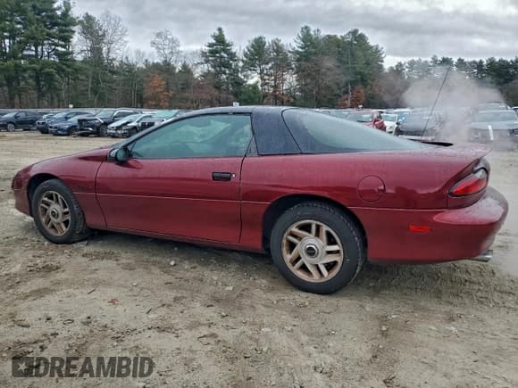 ✅ 1993 Chevrolet Camaro Z28 • VIN: 2G1FP22P8P2138933 • Lot: 93746135. Wystawiony na Copart z przebiegiem 128 364 mil. Bezpłatny archiwum sprzedaży aukcyjnych z USA i szczegółowy raport historii pojazdu na DreamBid. Zdjęcie 2.