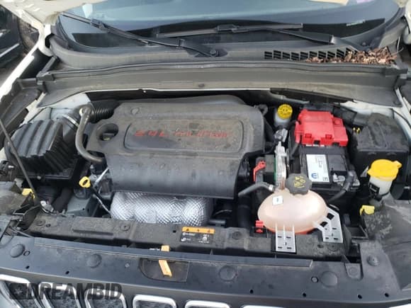 ✅ 2021 Jeep Renegade Jeepster • VIN: ZACNJDAB0MPM15665 • Лот: 86696415. Опубликован ранее на Copart с пробегом 33 400 миль. Бесплатный доступ к архиву аукционных продаж из США и подробный отчёт об истории автомобиля на DreamBid. Изображение 12.