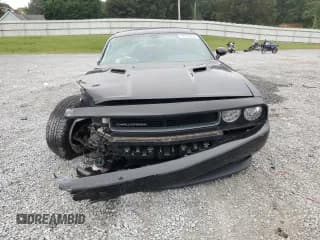 ✅ 2013 Dodge Challenger SXT • VIN: 2C3CDYAG4DH674489 • Lot: 72919934. Wystawiony na Copart z przebiegiem 87 245 mil. Bezpłatny archiwum sprzedaży aukcyjnych z USA i szczegółowy raport historii pojazdu na DreamBid. Zdjęcie 5.