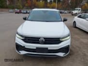 ✅ 2022 Volkswagen Tiguan SE R-Line Black • VIN: 3VV8B7AX1NM173596 • Лот: 43517735. Опубликован ранее на IAAI с пробегом 102 607 миль. Бесплатный доступ к архиву аукционных продаж из США и подробный отчёт об истории автомобиля на DreamBid. Изображение 12.