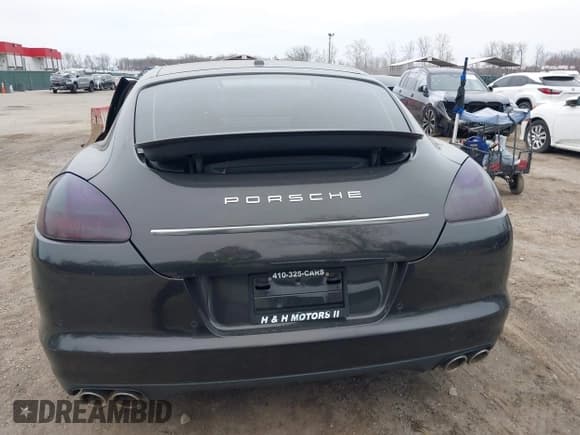 ✅ 2010 Porsche Panamera S • VIN: WP0AB2A71AL065137 • Lot: 41810807. Listed on IAAI with 159,385 mi. Free auction sales archive from the USA and detailed vehicle history report at DreamBid. Image 16.