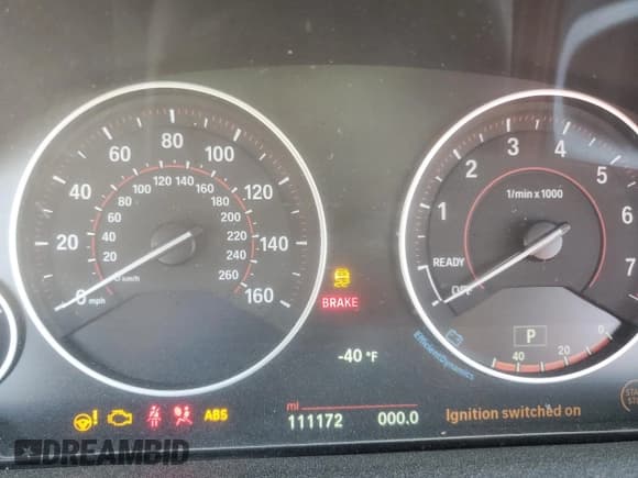 ✅ 2017 BMW 4 Series 440i xDrive • VIN: WBA4E5C52HG188754 • Lot: 60077395. Listed on Copart with 111,172 mi. Free auction sales archive from the USA and detailed vehicle history report at DreamBid. Image 9.