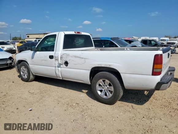 2002 Chevrolet Silverado 1500 с VIN 1GCEC14W42Z322785, выставлен на аукционе Copart как лот 81388455 с пробегом 380 228 миль миль и Списание • Salvage title. История ставок и продаж доступна на DreamBid. Изображение 2.