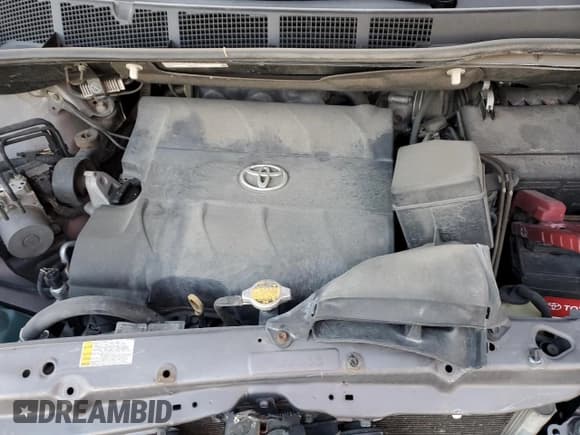 ✅ 2016 Toyota Sienna XLE • VIN: 5TDYK3DC1GS764613 • Lot: 92374615. Listed on Copart with 160,632 mi. Free auction sales archive from the USA and detailed vehicle history report at DreamBid. Image 12.