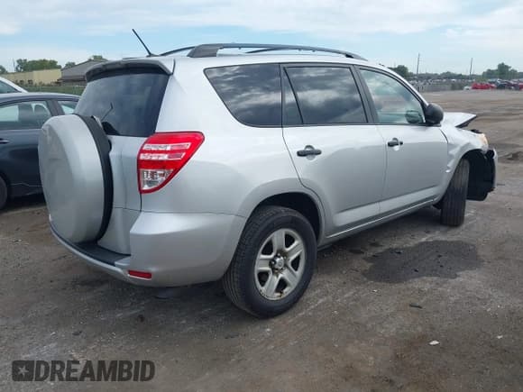 ✅ 2009 Toyota RAV4 • VIN: 2T3ZF33V69W008272 • Лот: 43190531. Опубликован ранее на IAAI с пробегом 166 372 миль. Бесплатный доступ к архиву аукционных продаж из США и подробный отчёт об истории автомобиля на DreamBid. Изображение 4.