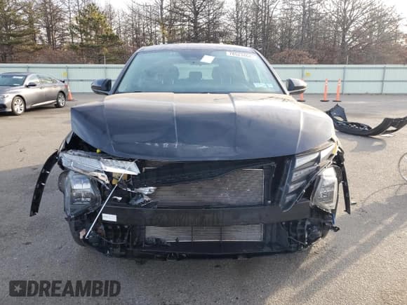 ✅ 2022 Hyundai Tucson SE • VIN: 5NMJA3AE9NH019179 • Lot: 78523464. Wystawiony na Copart z przebiegiem 9 540 mil. Bezpłatny archiwum sprzedaży aukcyjnych z USA i szczegółowy raport historii pojazdu na DreamBid. Zdjęcie 5.