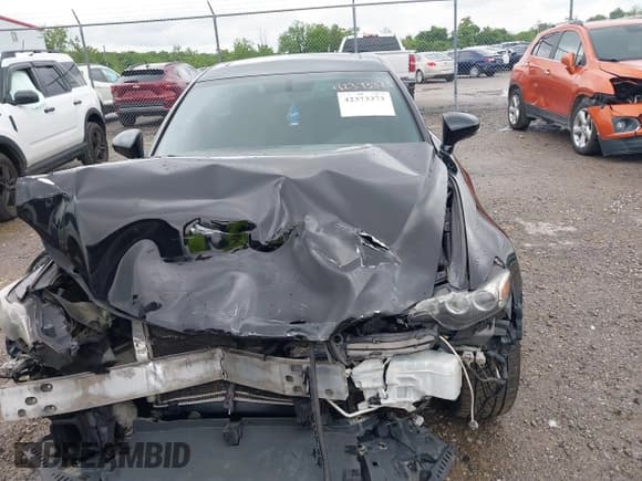 ✅ 2014 Lexus IS 350 • VIN: JTHCE1D21E5001490 • Lot: 42373373. Listed on IAAI with 168,005 mi. Free auction sales archive from the USA and detailed vehicle history report at DreamBid. Image 13.