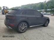 ✅ 2022 Audi SQ5 Premium Plus • VIN: WA1B4AFY2N2092122 • Лот: 66394155. Опубликован ранее на Copart с пробегом 25 888 миль. Бесплатный доступ к архиву аукционных продаж из США и подробный отчёт об истории автомобиля на DreamBid. Изображение 3.