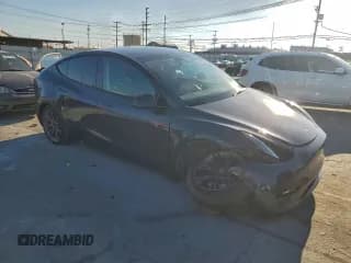 ✅ 2024 Tesla Model Y Long Range • VIN: 7SAYGDEE1RF181055 • Lot: 94156595. Listed on Copart with 12,925 mi. Free auction sales archive from the USA and detailed vehicle history report at DreamBid. Image 4.