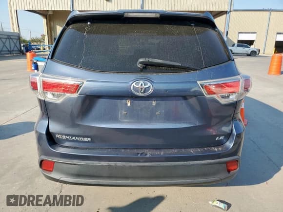 ✅ 2015 Toyota Highlander LE Plus • VIN: 5TDZKRFH2FS079339 • Lot: 80948995. Wystawiony na Copart z przebiegiem 148 766 mil. Bezpłatny archiwum sprzedaży aukcyjnych z USA i szczegółowy raport historii pojazdu na DreamBid. Zdjęcie 6.