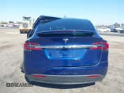 ✅ 2017 Tesla Model X 90D • VIN: 5YJXCBE24HF075440 • Lot: 43388534. Wystawiony na IAAI z przebiegiem Nie podano. Bezpłatny archiwum sprzedaży aukcyjnych z USA i szczegółowy raport historii pojazdu na DreamBid. Zdjęcie 16.