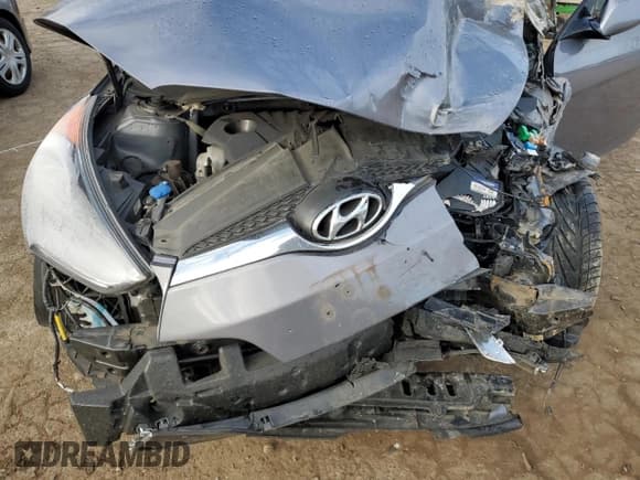 ✅ 2016 Hyundai Veloster • VIN: KMHTC6AD5GU285737 • Lot: 82837994. Wystawiony na Copart z przebiegiem Nie podano. Bezpłatny archiwum sprzedaży aukcyjnych z USA i szczegółowy raport historii pojazdu na DreamBid. Zdjęcie 12.