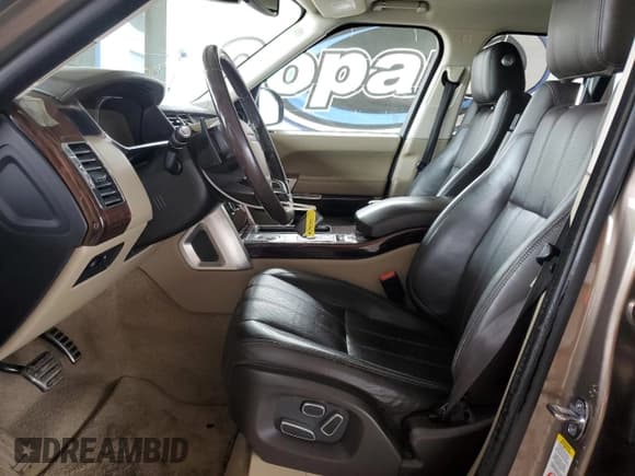 ✅ 2014 Land Rover Range Rover Supercharged • VIN: SALGS2TF0EA153508 • Lot: 82453465. Wystawiony na Copart z przebiegiem 344 152 mil. Bezpłatny archiwum sprzedaży aukcyjnych z USA i szczegółowy raport historii pojazdu na DreamBid. Zdjęcie 7.