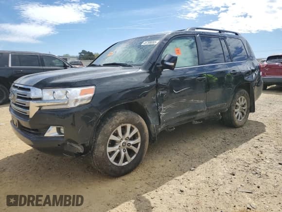 ✅ 2018 Toyota Land Cruiser • VIN: JTMCY7AJ0J4072736 • Lot: 49798855. Listed on Copart with 93,749 mi. Free auction sales archive from the USA and detailed vehicle history report at DreamBid. Image 1.