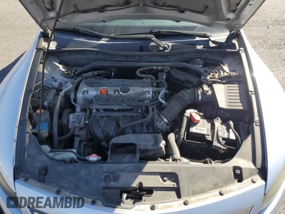 ✅ 2010 Honda Accord EX-L • VIN: 1HGCS1B80AA006829 • Лот: 92924815. Опубликован ранее на Copart с пробегом 104 516 миль. Бесплатный доступ к архиву аукционных продаж из США и подробный отчёт об истории автомобиля на DreamBid. Изображение 11.