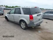 ✅ 2004 Saturn VUE V6 • VIN: 5GZCZ63484S810067 • Lot: 42163741. Wystawiony na IAAI z przebiegiem 195 667 mil. Bezpłatny archiwum sprzedaży aukcyjnych z USA i szczegółowy raport historii pojazdu na DreamBid. Zdjęcie 3.