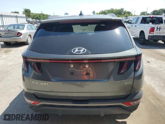 ✅ 2022 Hyundai Tucson SEL • VIN: 5NMJFCAE3NH065141 • Lot: 68173914. Wystawiony na Copart z przebiegiem 25 920 mil. Bezpłatny archiwum sprzedaży aukcyjnych z USA i szczegółowy raport historii pojazdu na DreamBid. Zdjęcie 6.