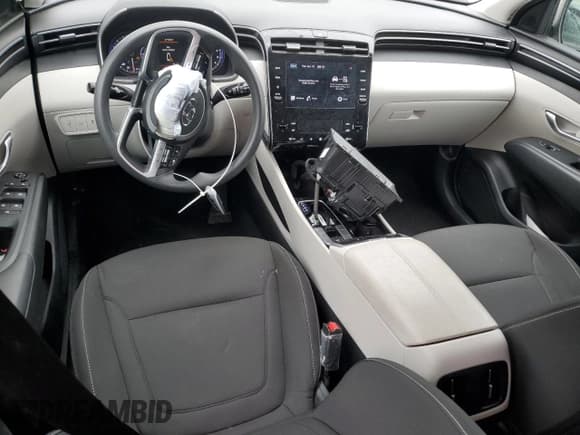 ✅ 2024 Hyundai Tucson SEL • VIN: 5NMJBCDE5RH342935 • Lot: 52874745. Wystawiony na Copart z przebiegiem 48 009 mil. Bezpłatny archiwum sprzedaży aukcyjnych z USA i szczegółowy raport historii pojazdu na DreamBid. Zdjęcie 8.