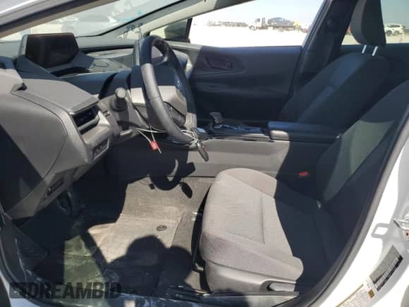 2024 Toyota Prius LE with VIN JTDACAAU2R3015727, listed as a Copart auction lot 86807445 with 19,036 mi miles and Salvage title. Bid and sale history available at DreamBid. Image 7.