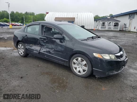 ✅ 2010 Honda Civic LX • VIN: 2HGFA1F50AH571664 • Lot: 60196285. Listed on Copart with 111,862 mi. Free auction sales archive from the USA and detailed vehicle history report at DreamBid. Image 4.