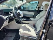 ✅ 2025 Hyundai Tucson SEL Convenience • VIN: KM8JCDD14SU302873 • Lot: 71487805. Wystawiony na Copart z przebiegiem 6 016 mil. Bezpłatny archiwum sprzedaży aukcyjnych z USA i szczegółowy raport historii pojazdu na DreamBid. Zdjęcie 7.