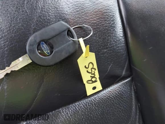 ✅ 2011 Ford F-150 XLT • VIN: 1FTFW1CT3BKD40254 • Лот: 43780868. Опубликован ранее на IAAI с пробегом 327 418 миль. Бесплатный доступ к архиву аукционных продаж из США и подробный отчёт об истории автомобиля на DreamBid. Изображение 11.