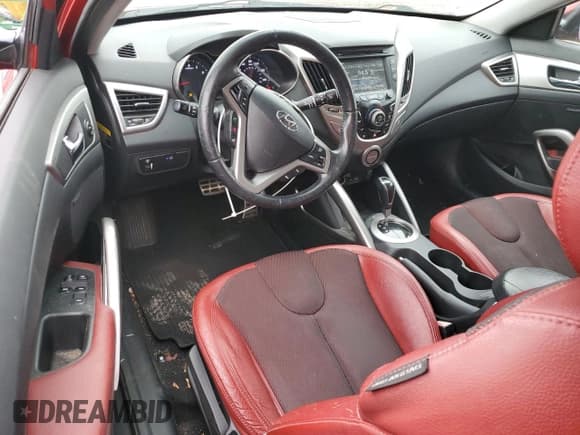 ✅ 2012 Hyundai Veloster w/Gray Int • VIN: KMHTC6AD8CU052347 • Lot: 84265094. Wystawiony na Copart z przebiegiem 135 064 mil. Bezpłatny archiwum sprzedaży aukcyjnych z USA i szczegółowy raport historii pojazdu na DreamBid. Zdjęcie 8.