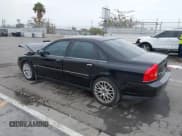 ✅ 2005 Volvo S80 • VIN: YV1TS911351411438 • Лот: 42361869. Опубликован ранее на IAAI с пробегом 101 502 миль. Бесплатный доступ к архиву аукционных продаж из США и подробный отчёт об истории автомобиля на DreamBid. Изображение 3.