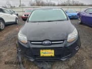 ✅ 2013 Ford Focus Titanium • VIN: 1FADP3J20DL103346 • Lot: 94562195. Listed on Copart with 94,568 mi. Free auction sales archive from the USA and detailed vehicle history report at DreamBid. Image 5.